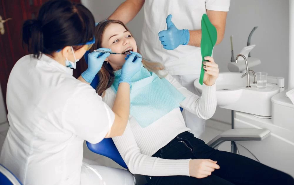 Tooth Extraction Treatment at Soniva Dental